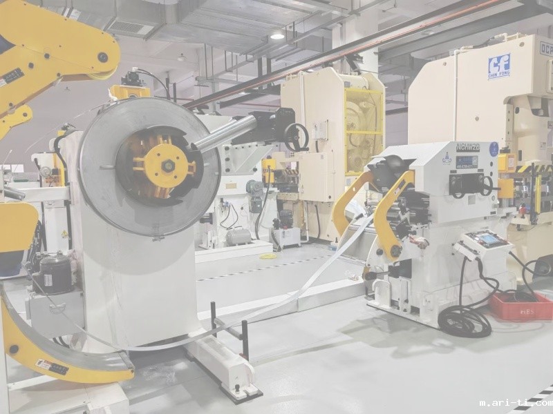 三合一开卷整平送料机：集放卷、矫正、输送于一体的金属加工核心设备