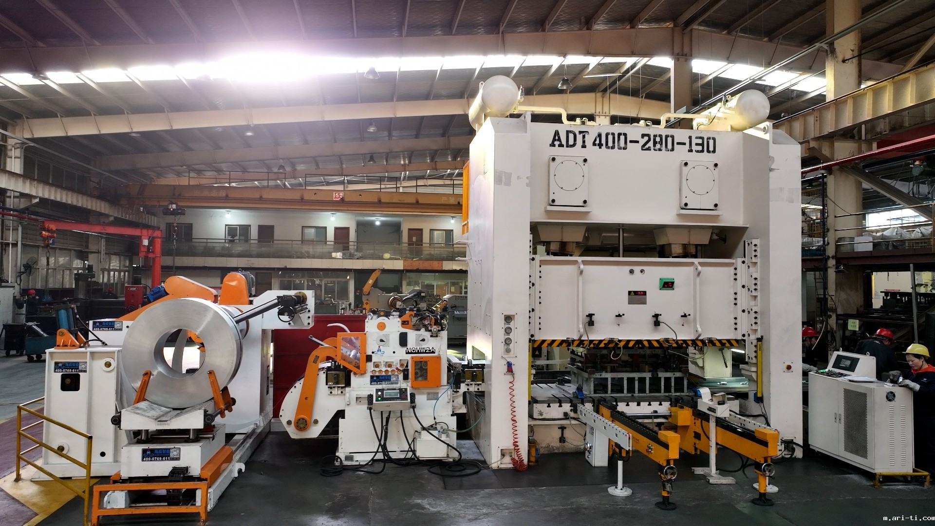 汽车行业4.5mm冲压三合一开卷整平送料机